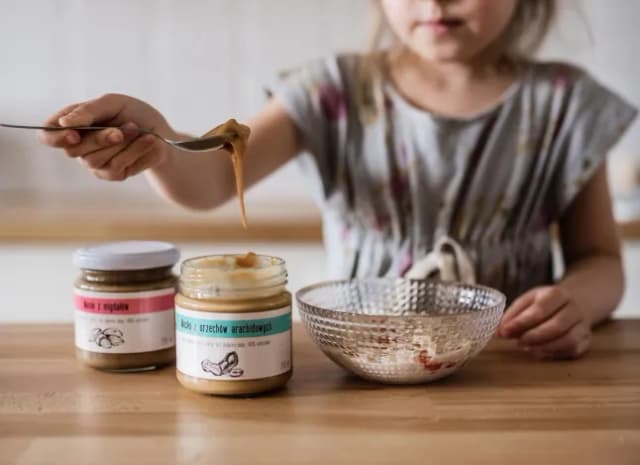 Jakie masło dla niemowlaka jest bezpieczne i najlepsze w diecie dziecka? Jakie masło dla niemowlaka jest bezpieczne i najlepsze w diecie dziecka?